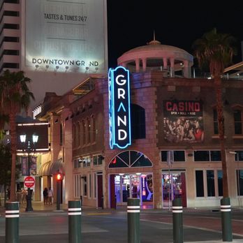 untamed giant panda slot